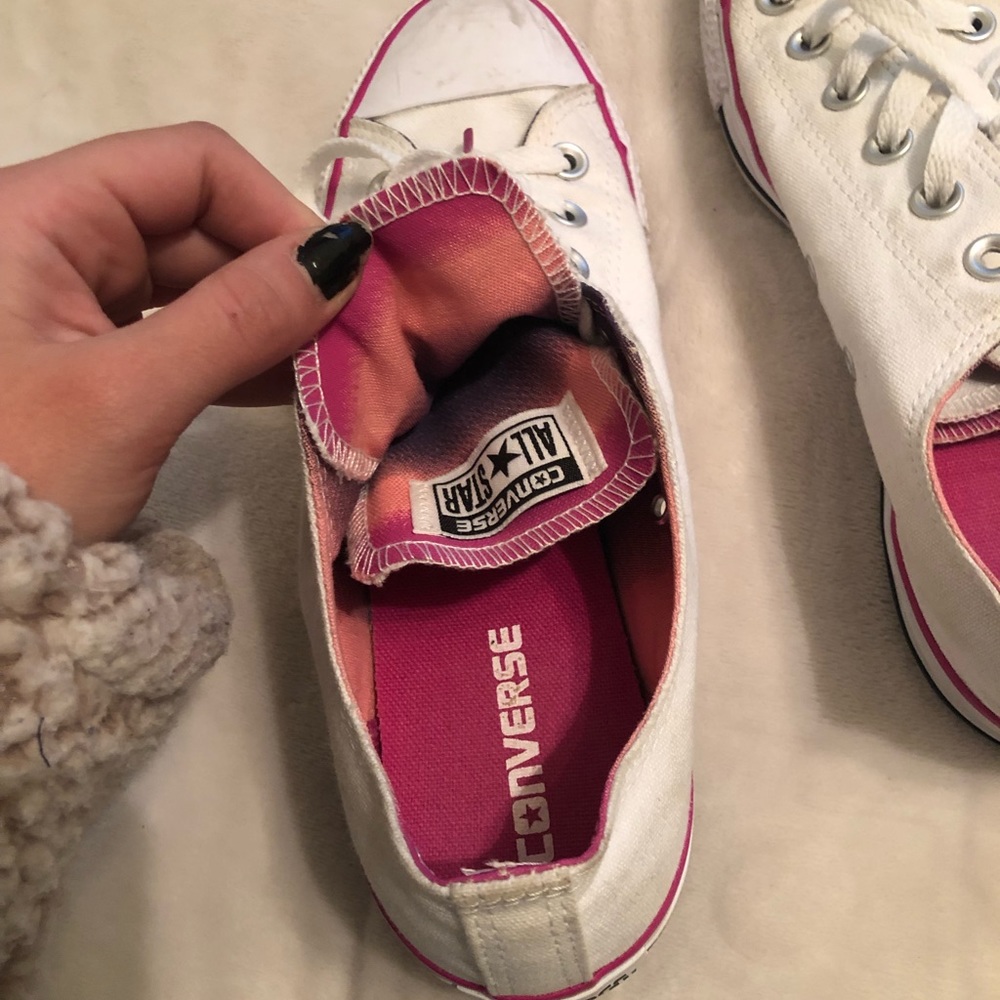 Size 10, Converse